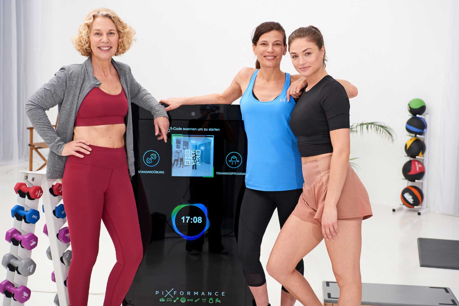 Pixformance-MrsSporty-Functional-Training-Funktionelles-Training-Fitnessgeraet-BGM-Firmen-Fitness-Digitales-Fitnessgeraet-eHealth-Telereha Zirkeltraining ohne Geräte