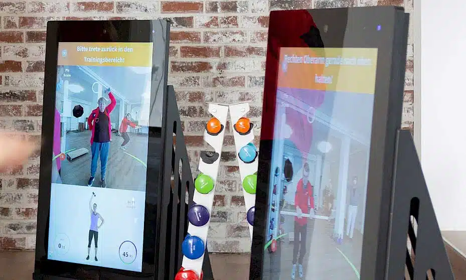 Therapy-schaible-pixformance-station-self-pay-area-building-pixformance-stations Two digital Pixformance training stations with real-time visual feedback